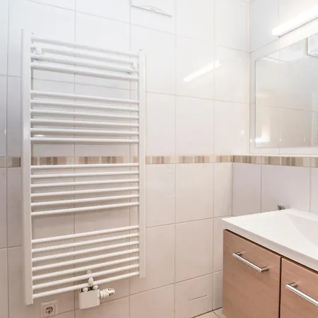 아파트 Spielberg *