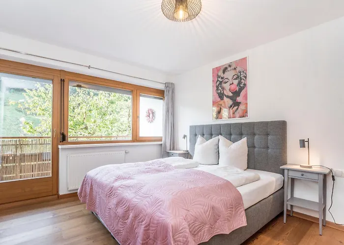 Spielberg Apartman *